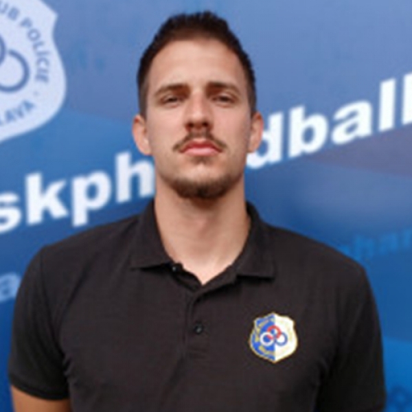 Kristian  Halla