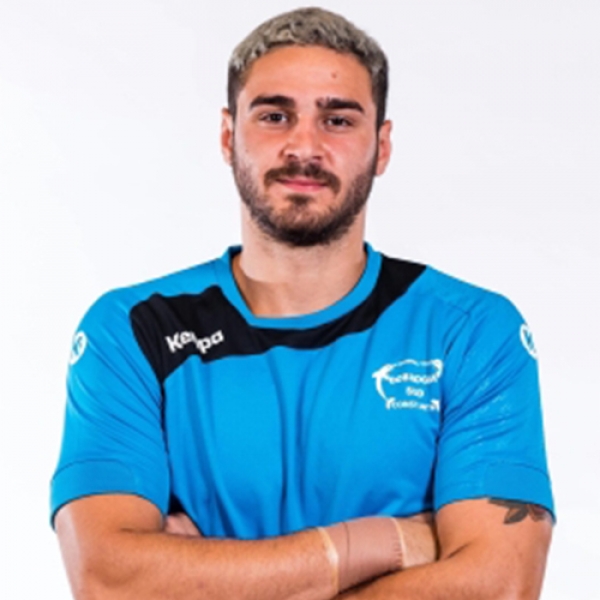 Dan  Vasile
