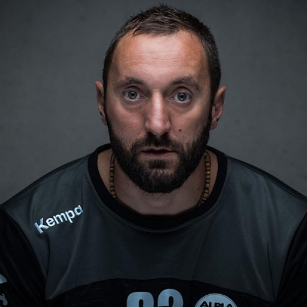 Golub  Doknić