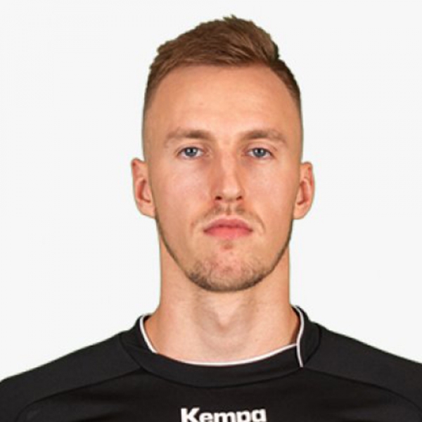 Dominik  Solák