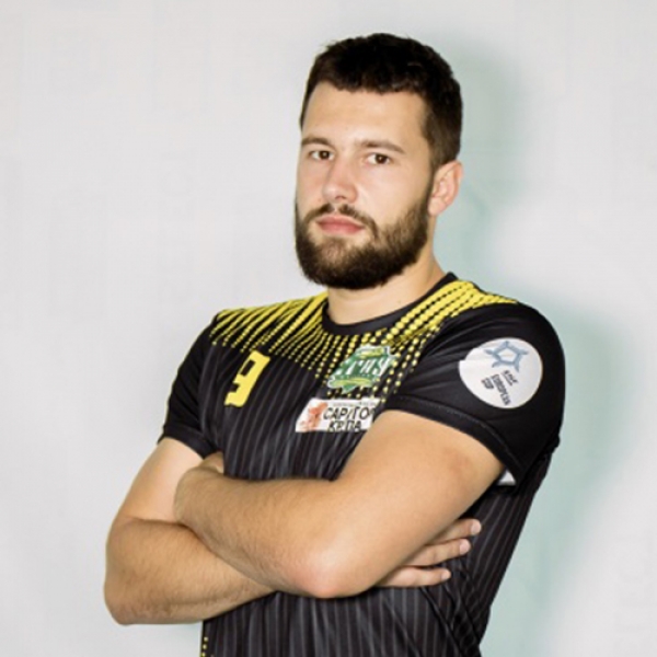 Artem  Ponomarev